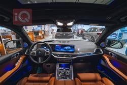 بی ئێم دەبڵیو X7